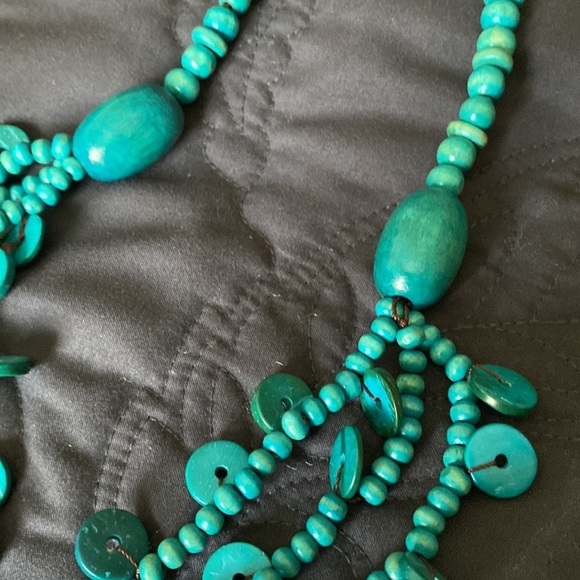 Boho jewelry, necklace, Vintage wooden turquoise layered 36 inches - Picture 4 of 5